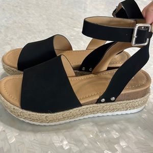 Women’s Soda sandals